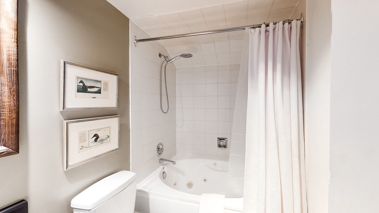 Photo of Bathroom in The Blue Mountains