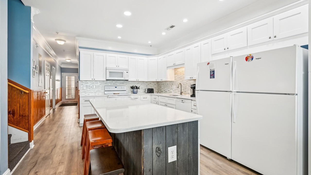 Photo of Kitchen in Ocean Drive