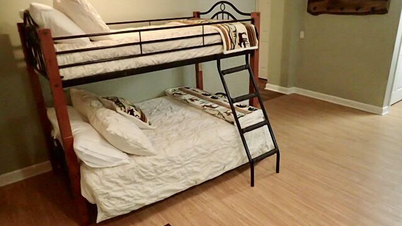 Photo of Bedroom in Cullowhee
