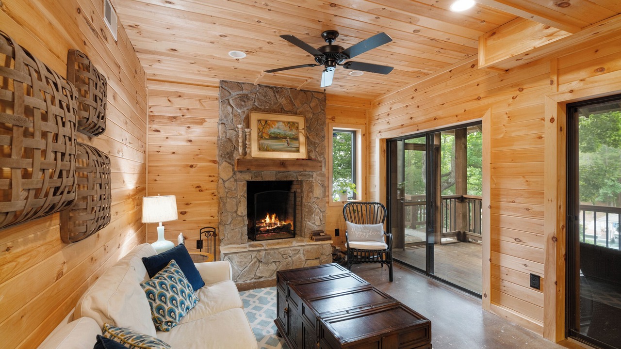 Photo of Livingroom in Seneca