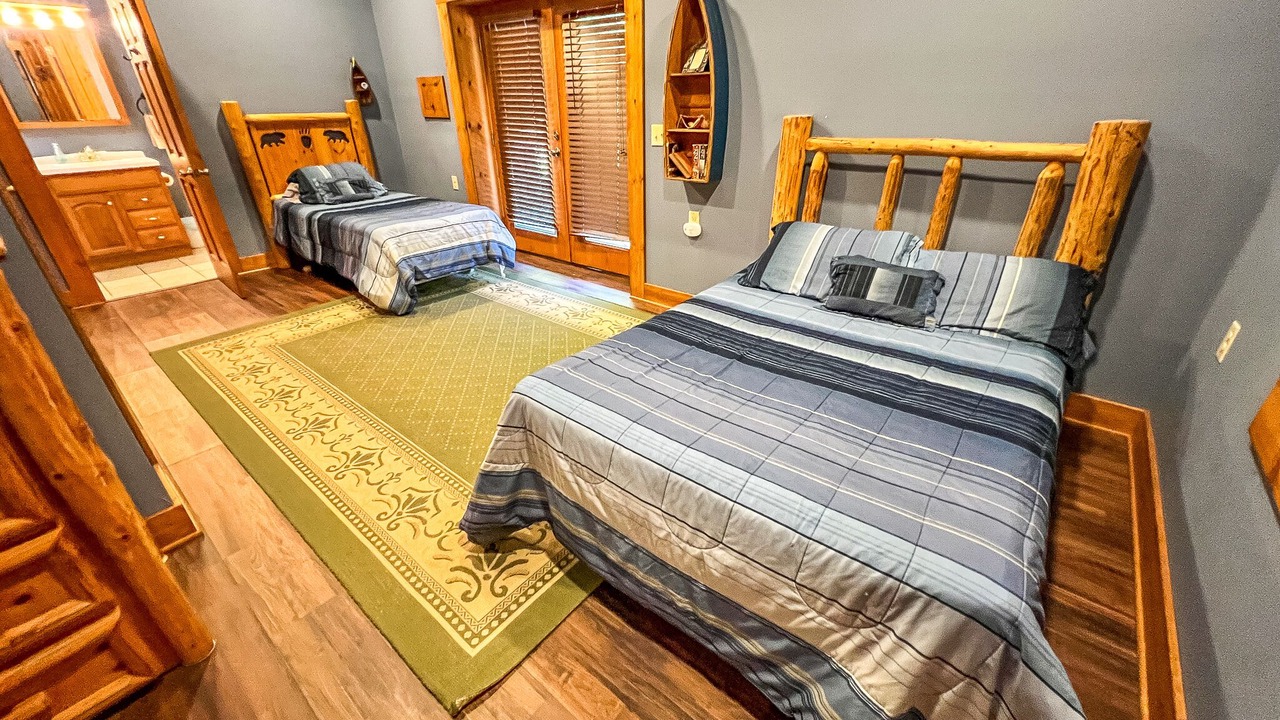 Photo of Bedroom in Grassy Creek