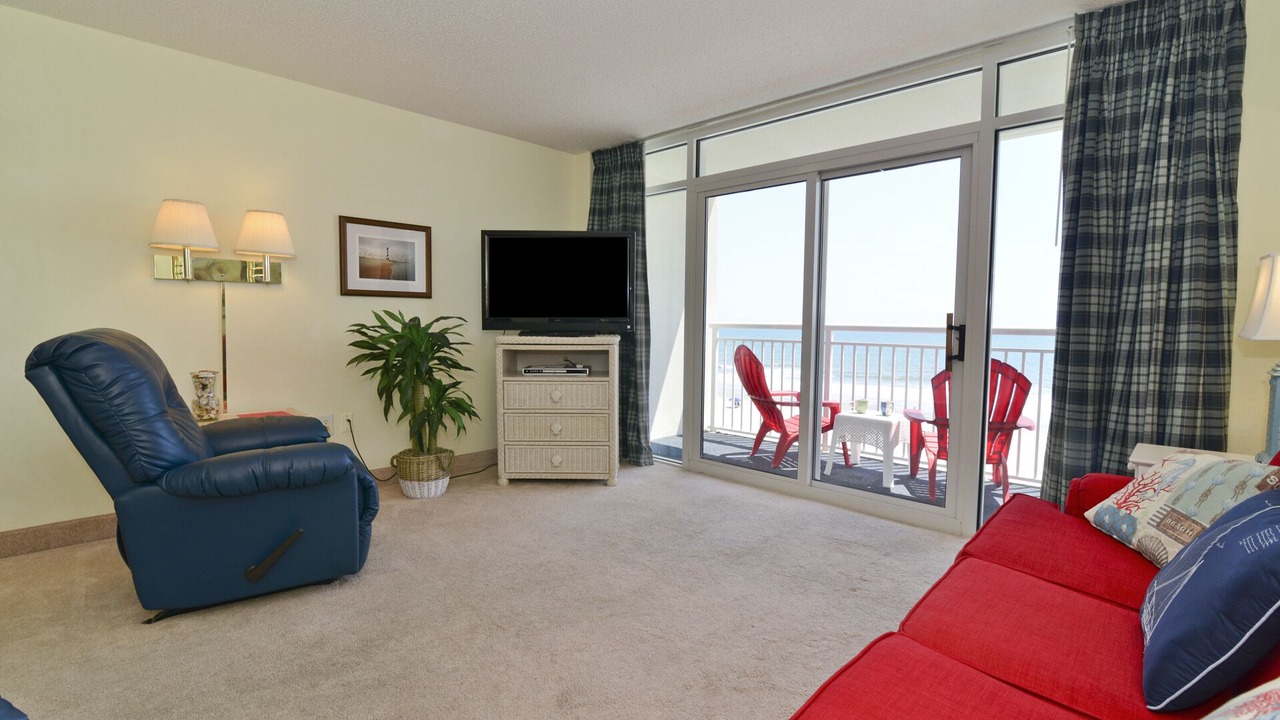Photo of Livingroom in Crescent Beach