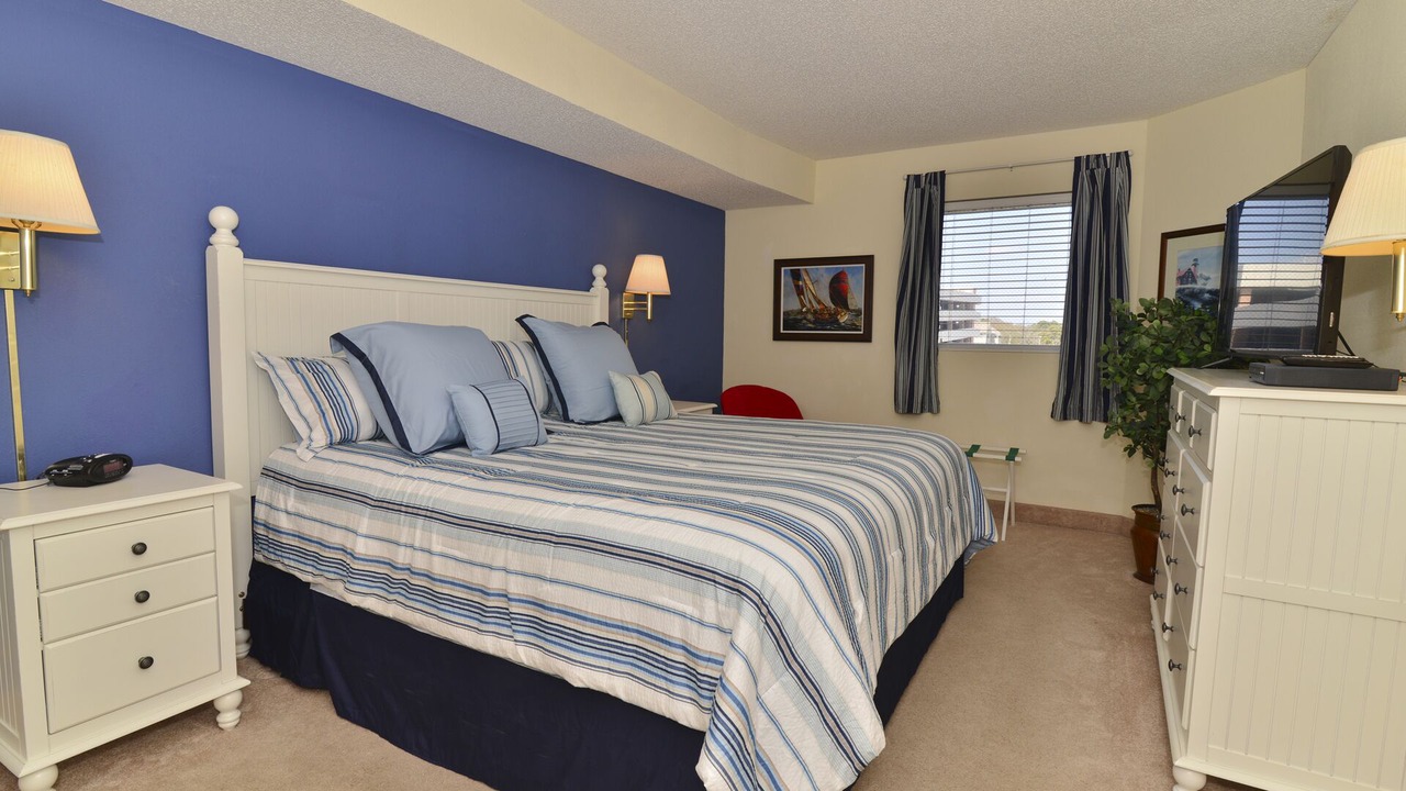 Photo of Bedroom in Crescent Beach
