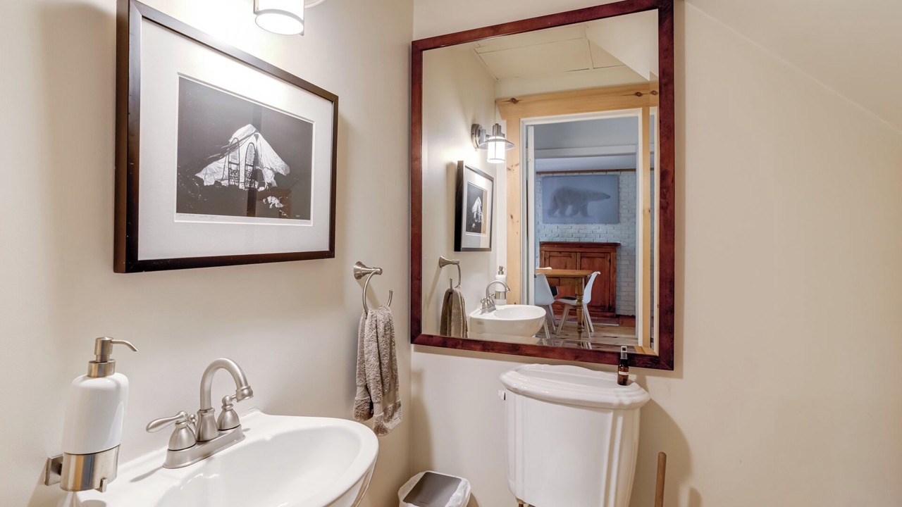 Photo of Bathroom in Parry Sound