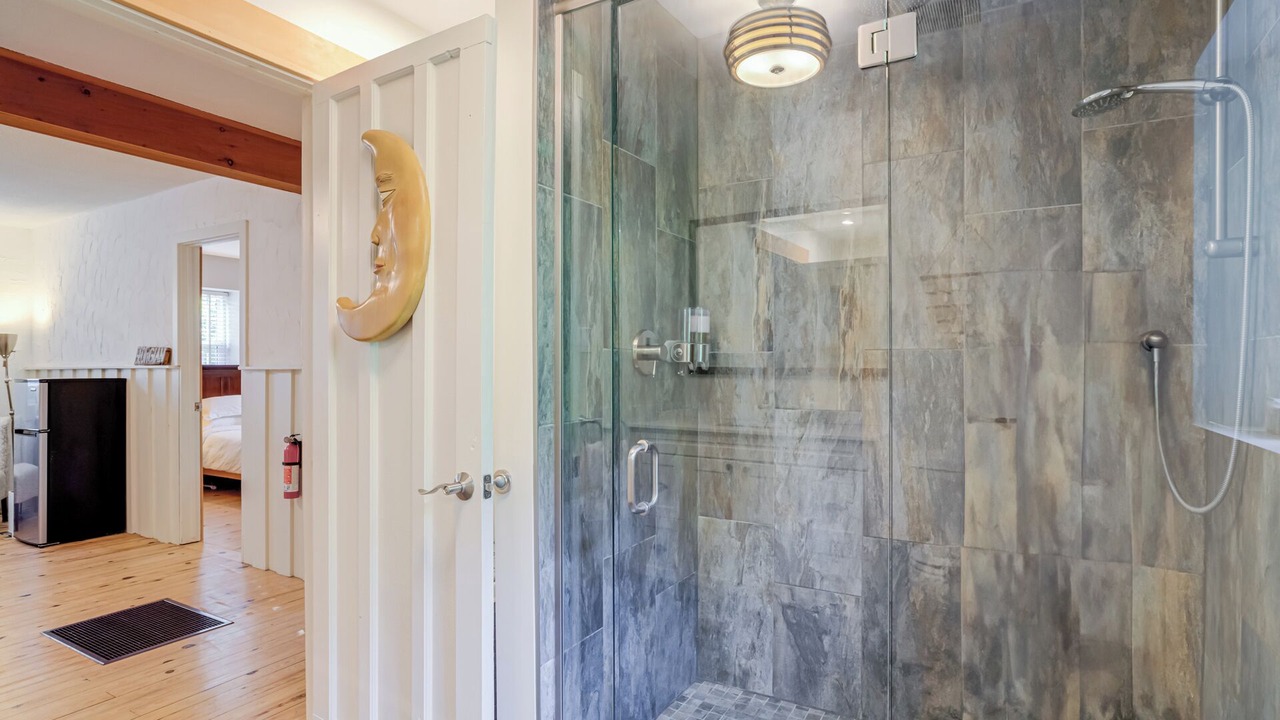 Photo of Bathroom in Parry Sound