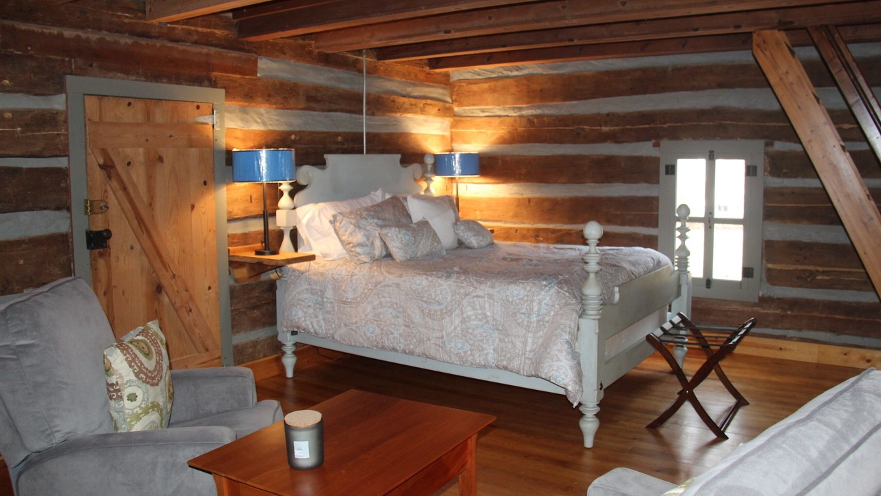 Photo of Livingroom in Mountain Rest