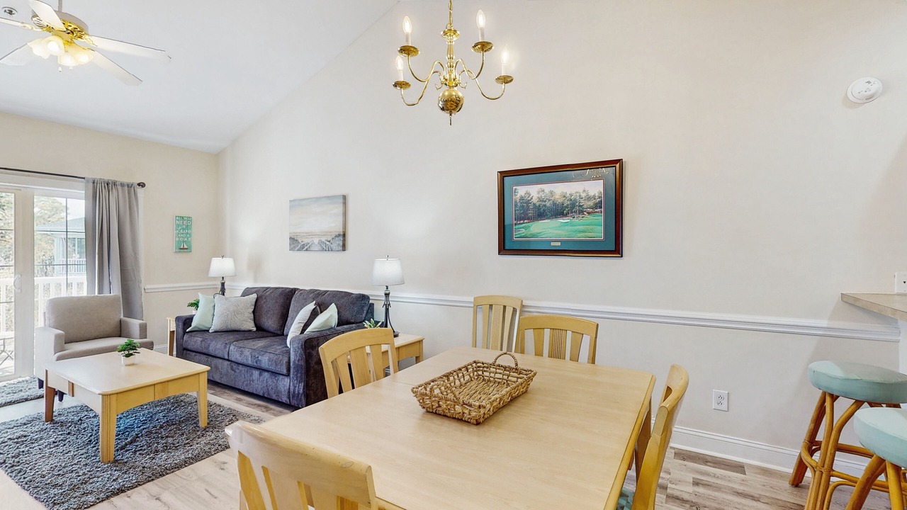 Photo of Livingroom in Central Myrtle Beach