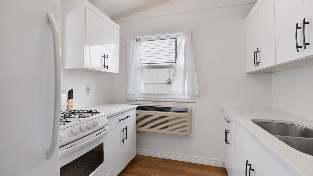 Photo of Kitchen in Leamington