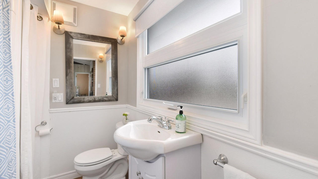 Photo of Bathroom in Leamington