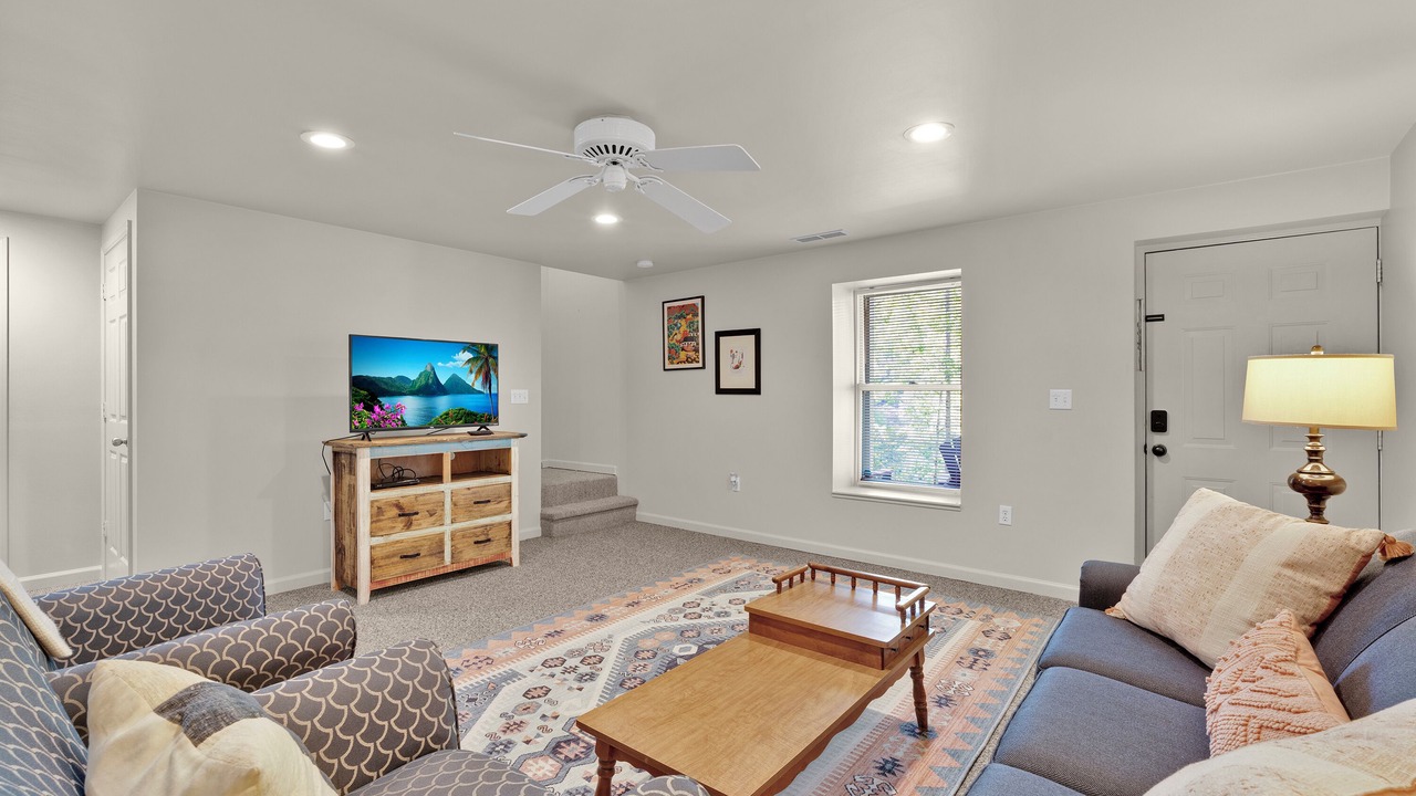 Photo of Livingroom in Sunset
