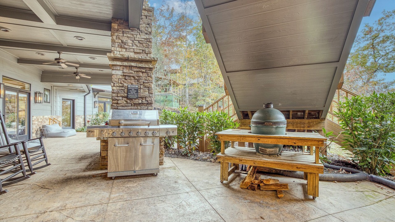 Photo of Patio Balcony in Blue Ridge