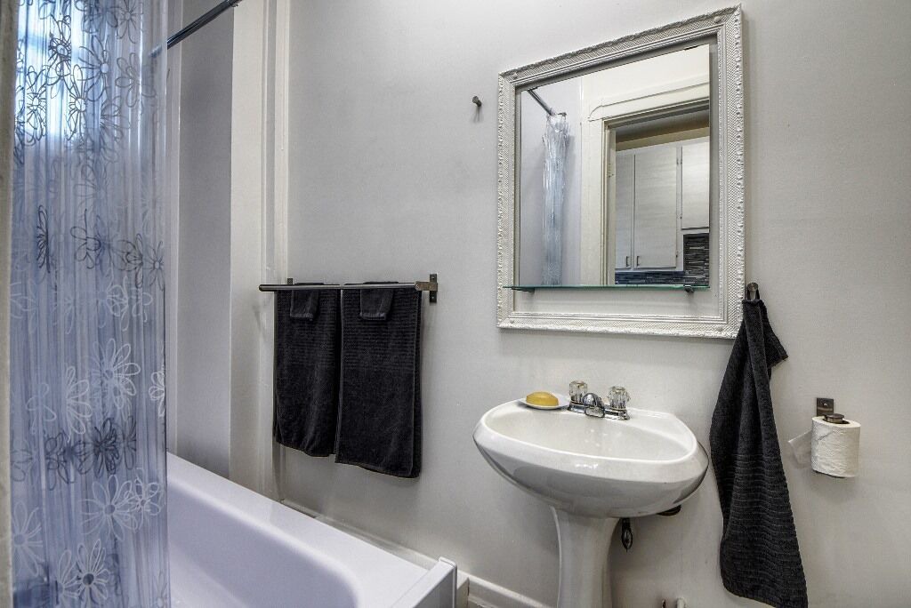 Photo of Bathroom in Plateau Mont Royal
