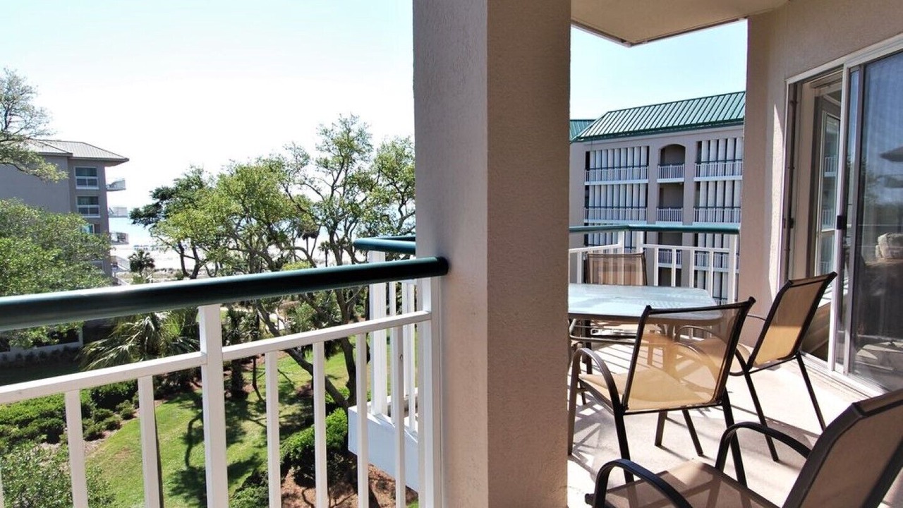 Photo of Patio Balcony in Palmetto Dunes