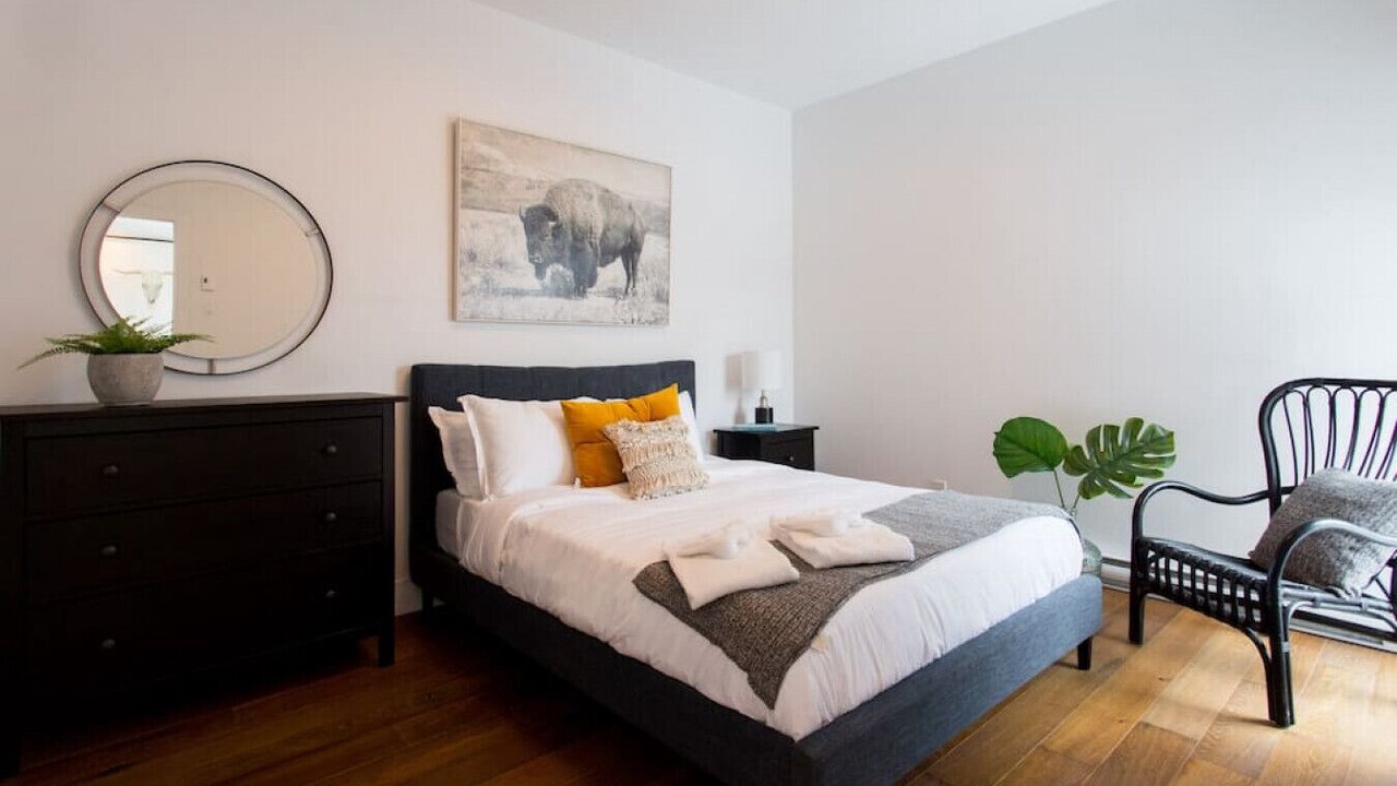 Photo of Bedroom in Little Italy