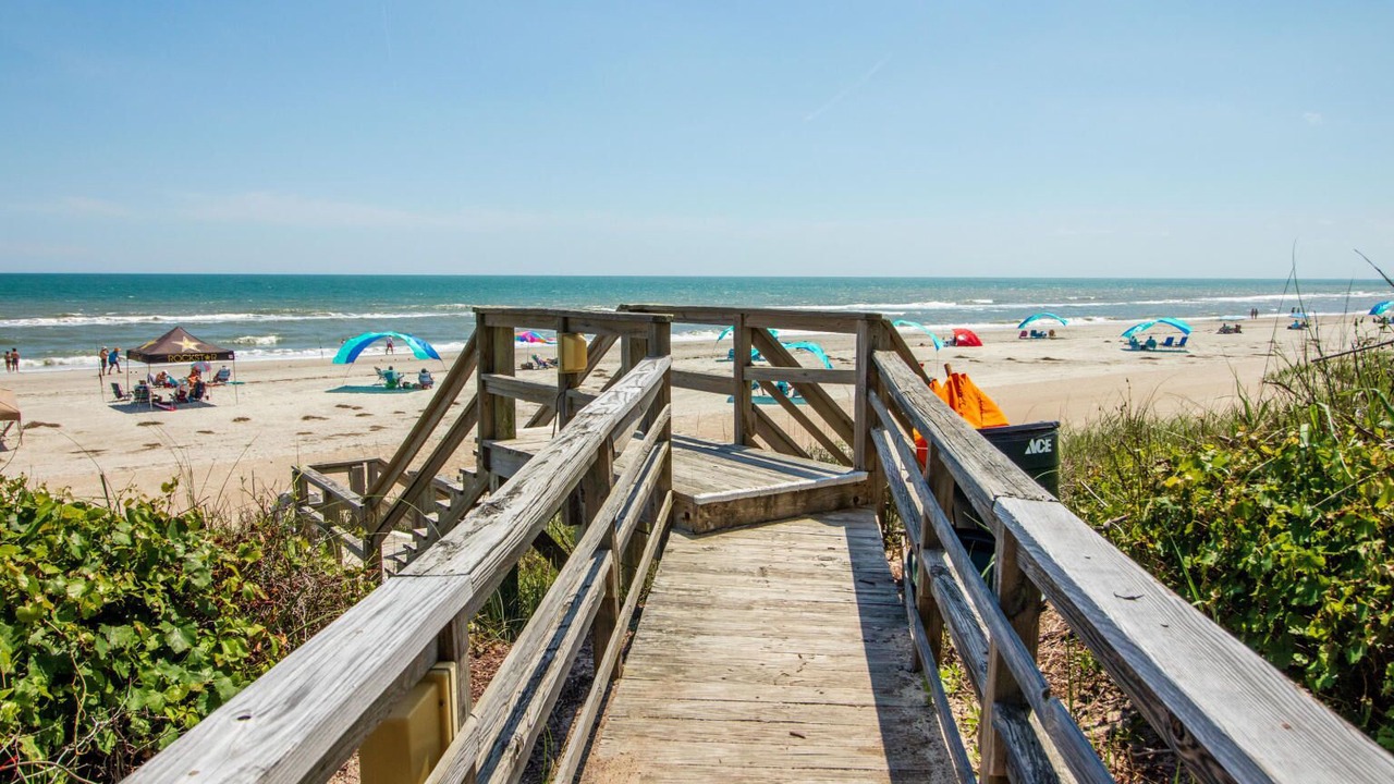 Photo of Others in Pine Knoll Shores