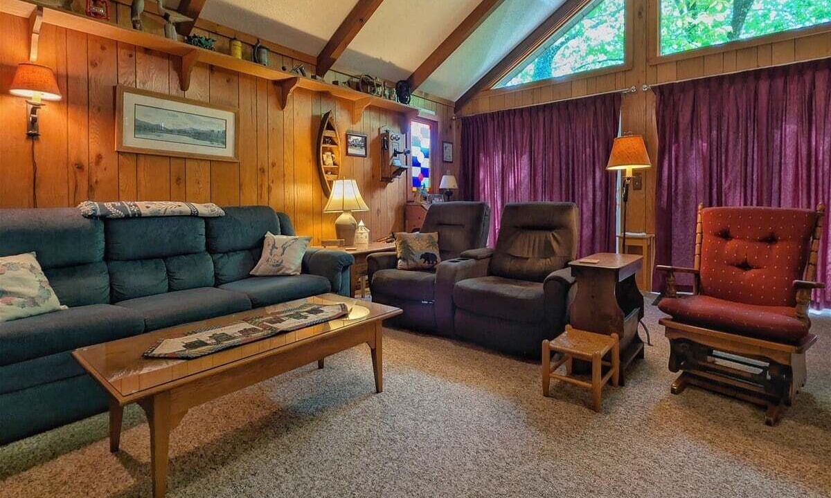 Photo of Livingroom in Lake Junaluska