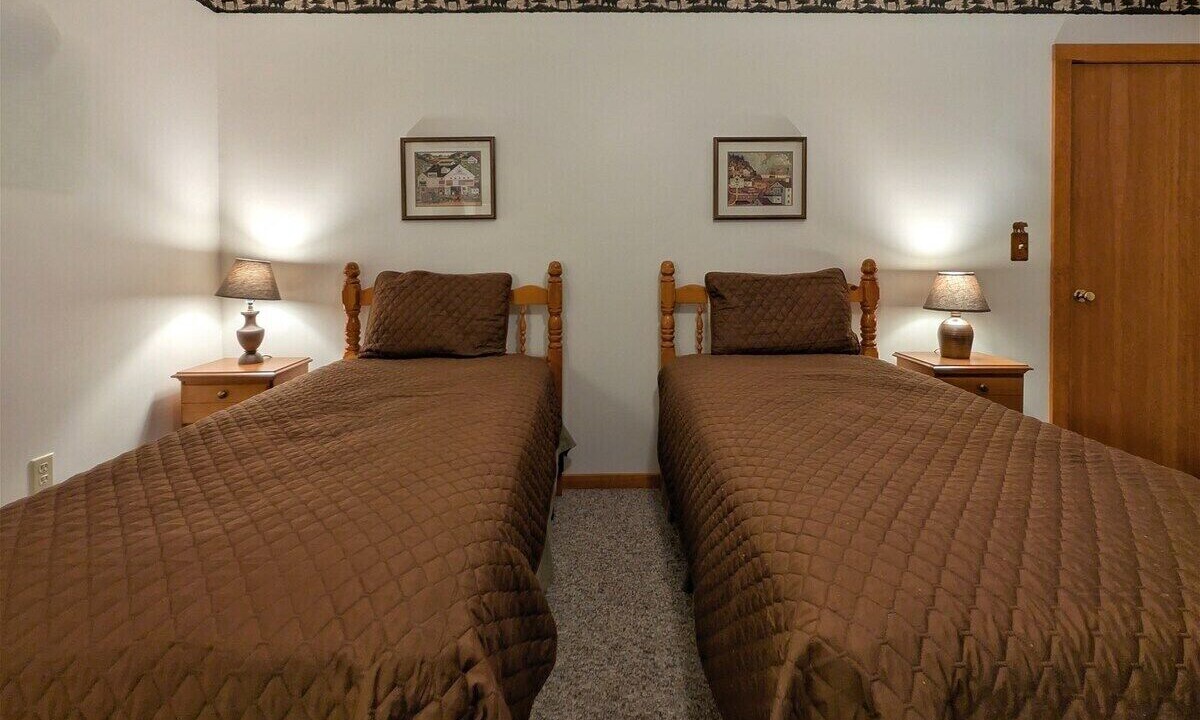 Photo of Bedroom in Lake Junaluska