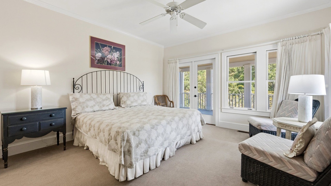 Photo of Bedroom in Debordieu Colony