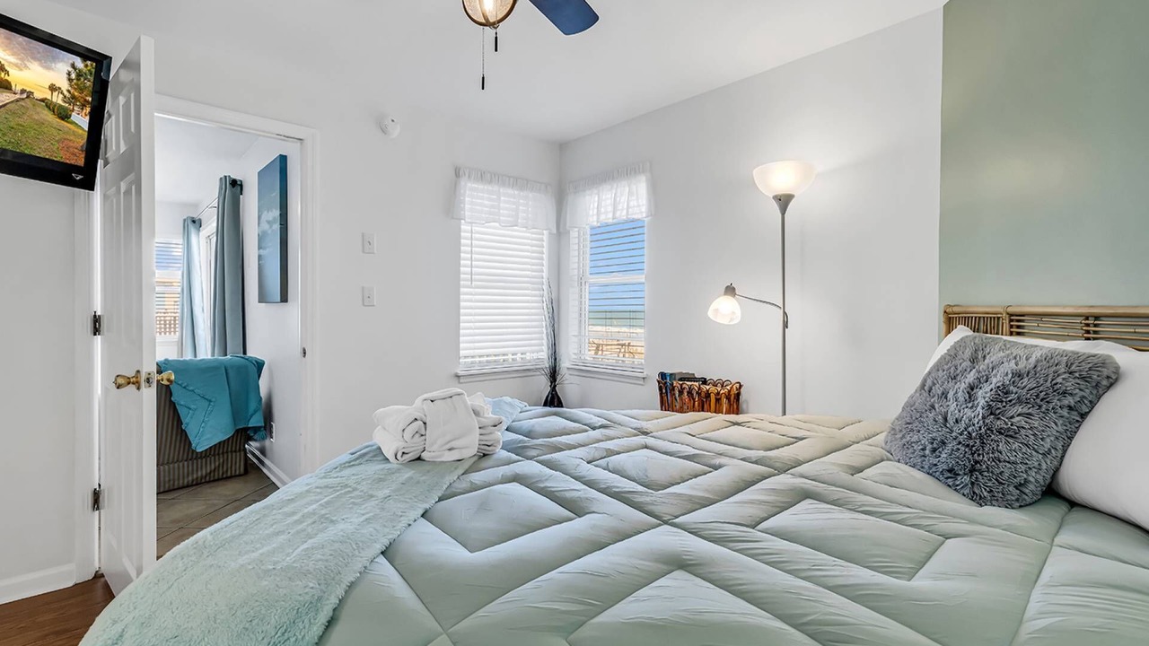 Photo of Bedroom in Surfside Beach