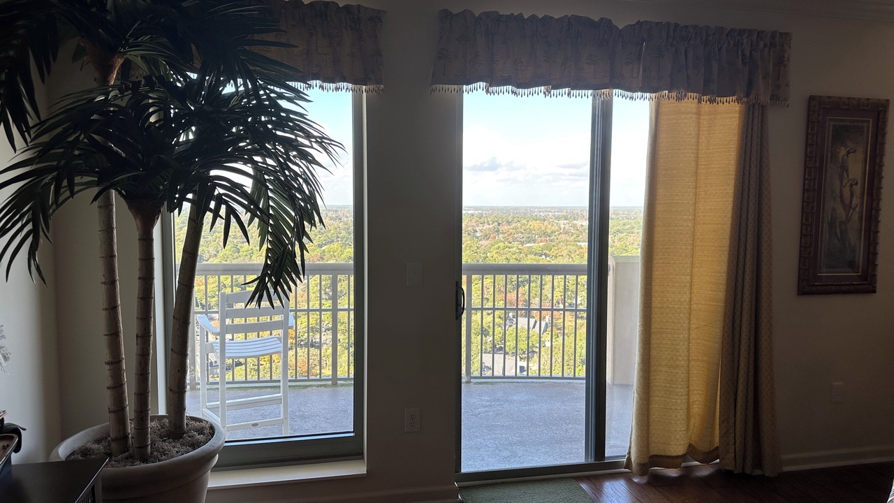 Photo of Patio Balcony in Arcadian Shores