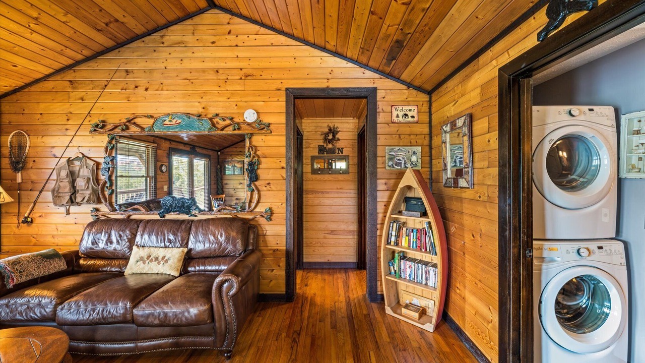 Photo of Bedroom in Gatlinburg