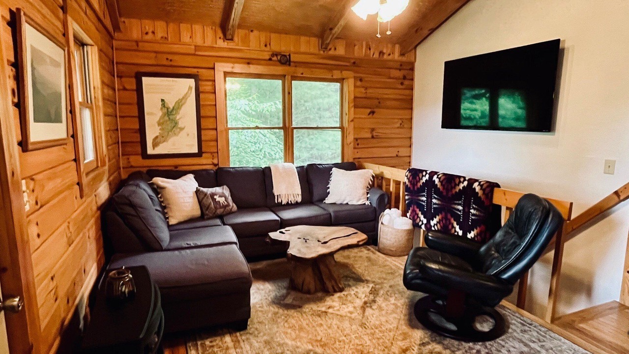 Photo of Livingroom in Crumpler