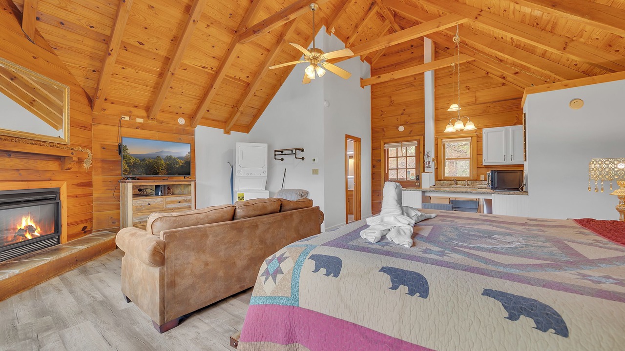 Photo of Bedroom in Gatlinburg