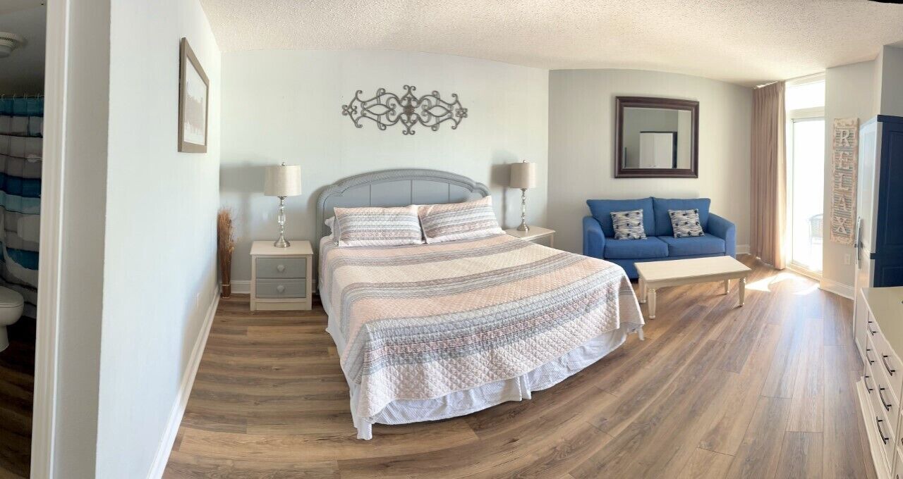Photo of Bedroom in Crescent Beach