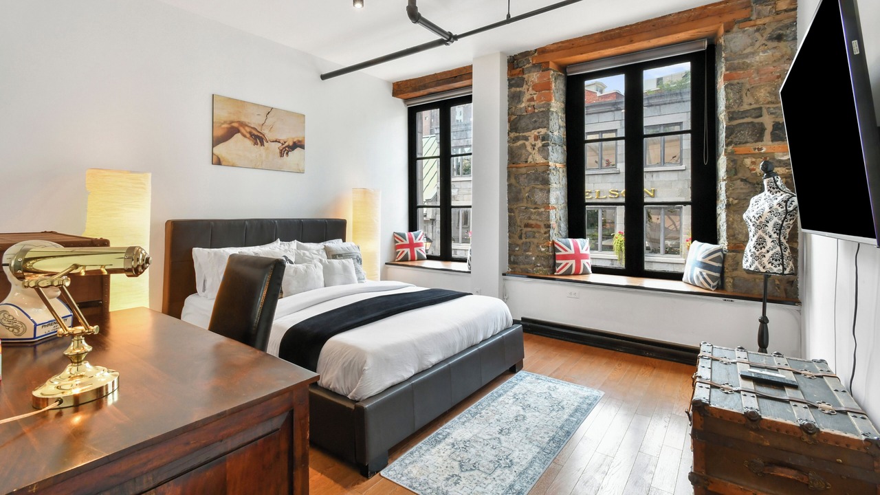 Photo of Bedroom in Old Montreal