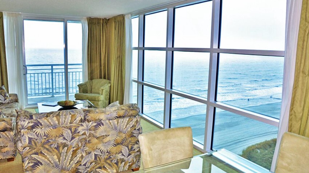 Photo of Livingroom in Crescent Beach