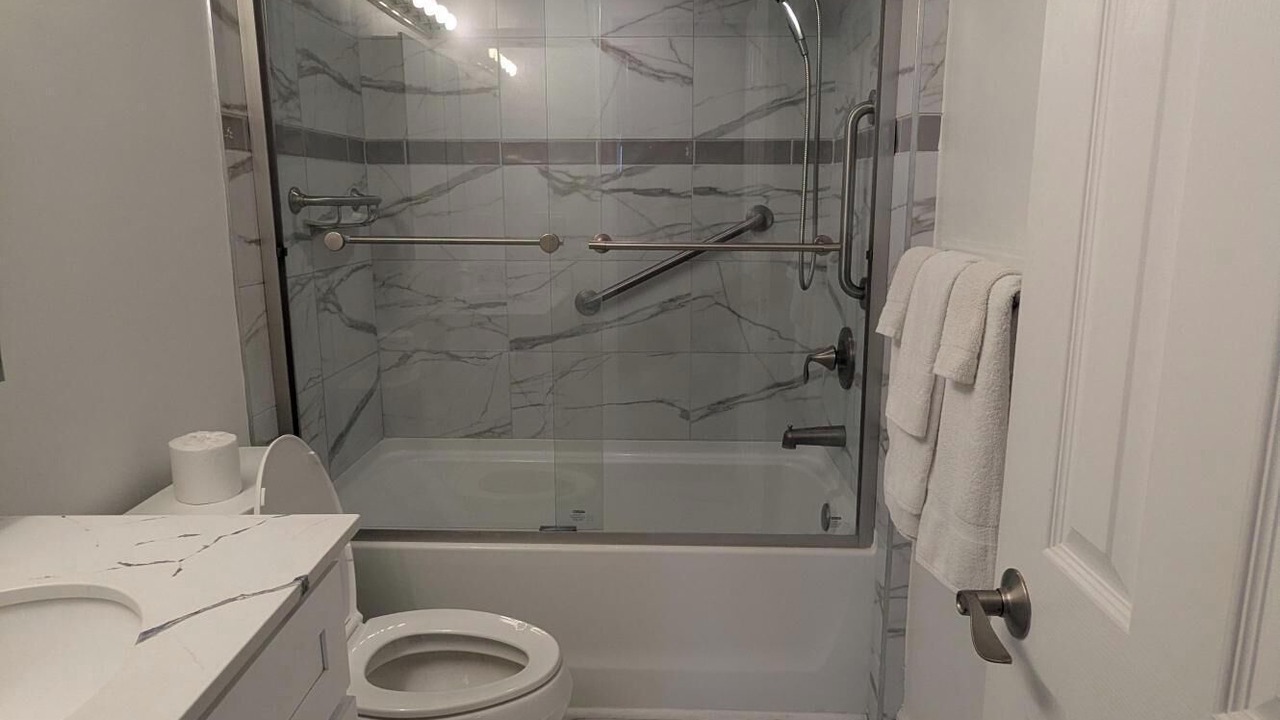 Photo of Bathroom in Wilmington Beach