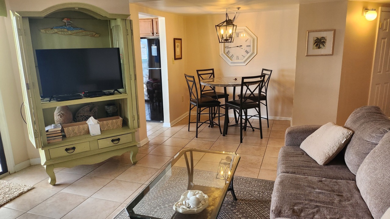 Photo of Livingroom in Cherry Grove Beach
