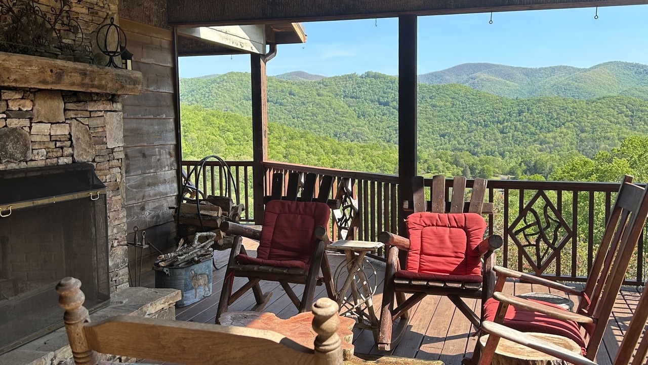 Photo of Outdoor in Hiawassee