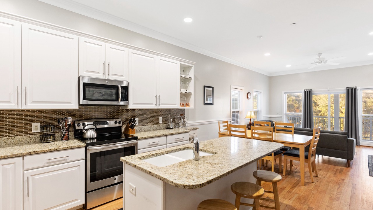 Photo of Kitchen in Waters Edge