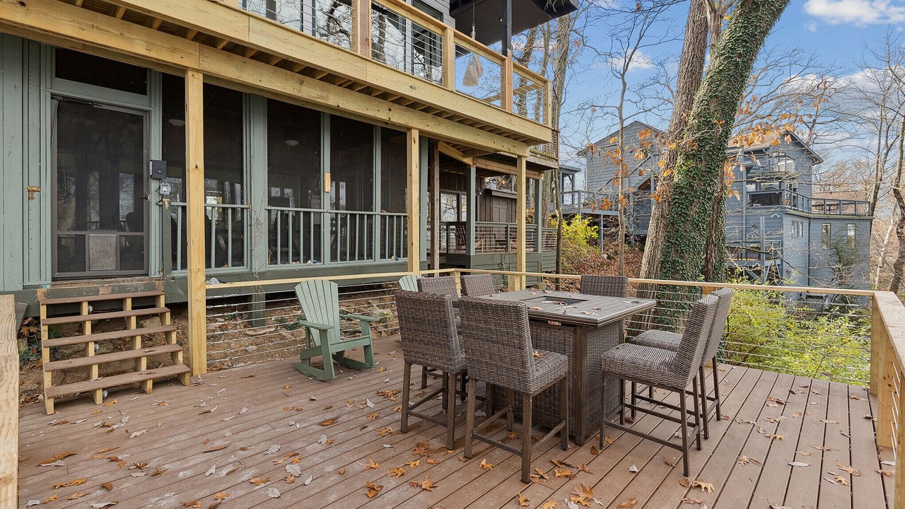 Photo of Outdoor in Green Hill