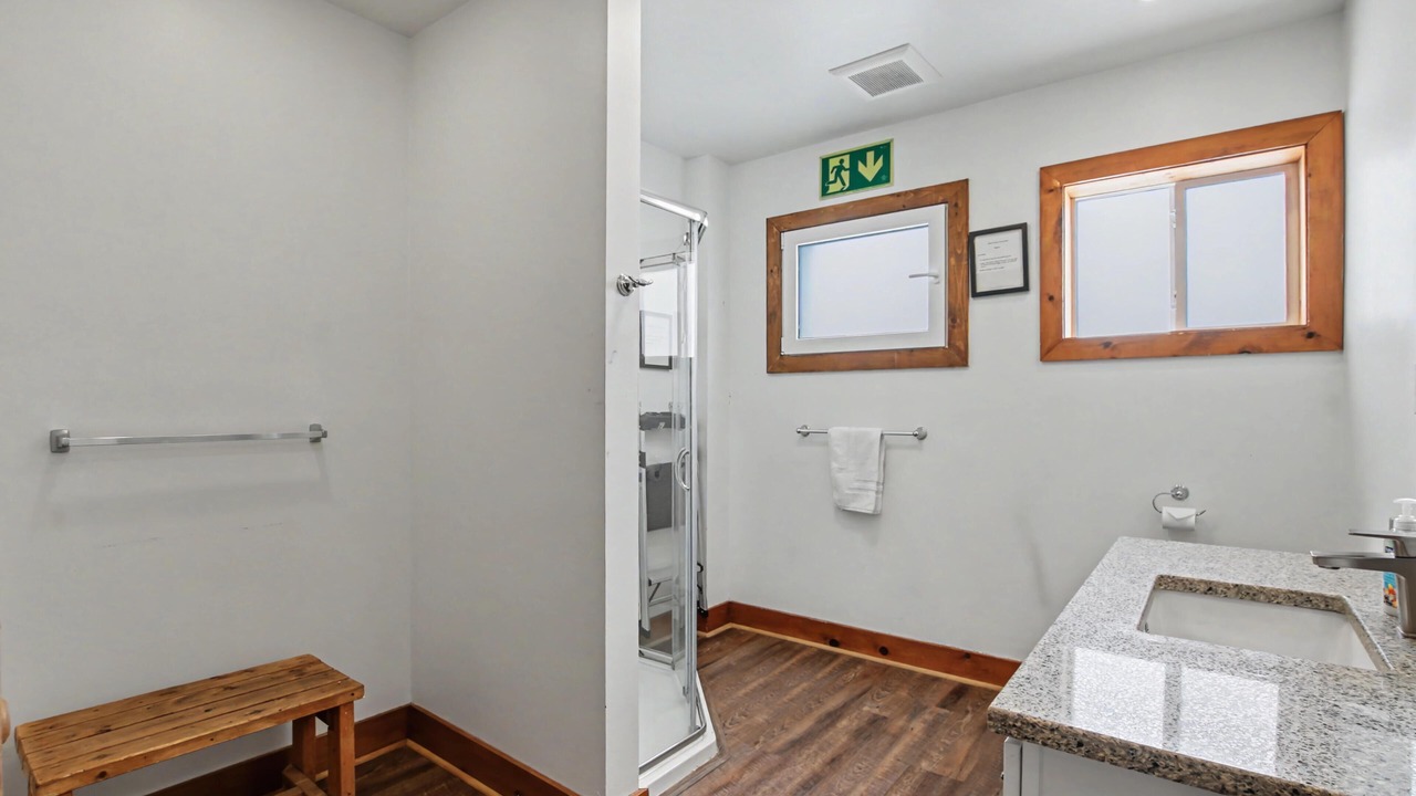 Photo of Bathroom in The Blue Mountains