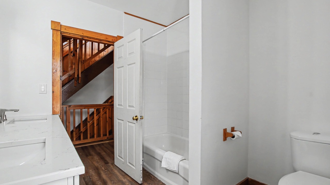 Photo of Bathroom in The Blue Mountains