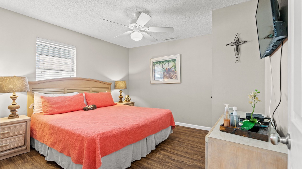 Photo of Bedroom in Cherry Grove Beach