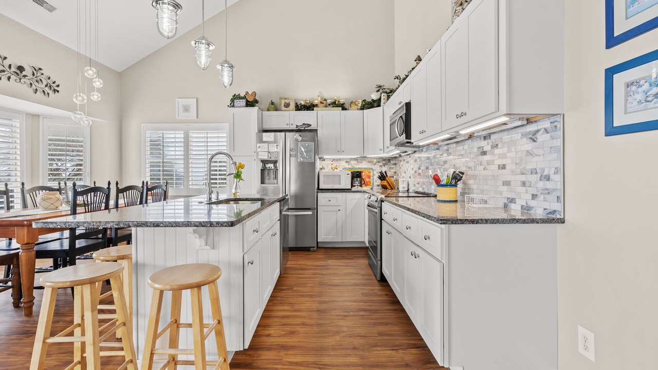 Photo of Kitchen in Cherry Grove Beach