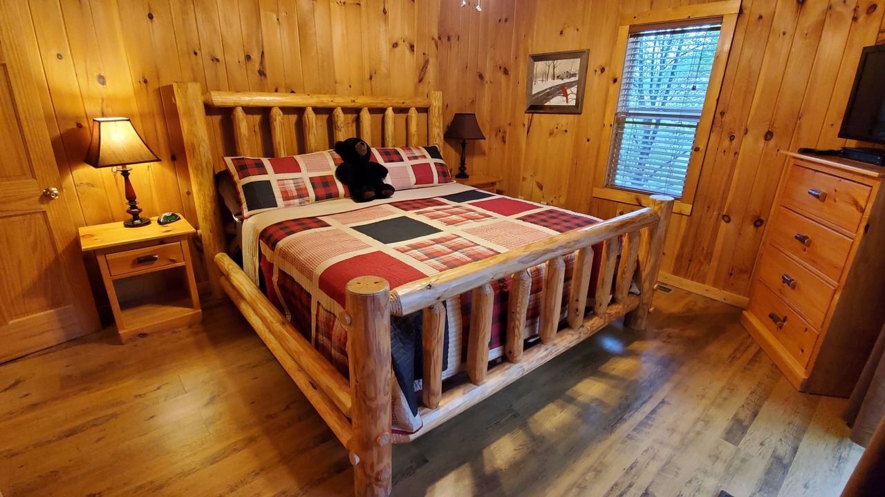 Photo of Bedroom in Sylva