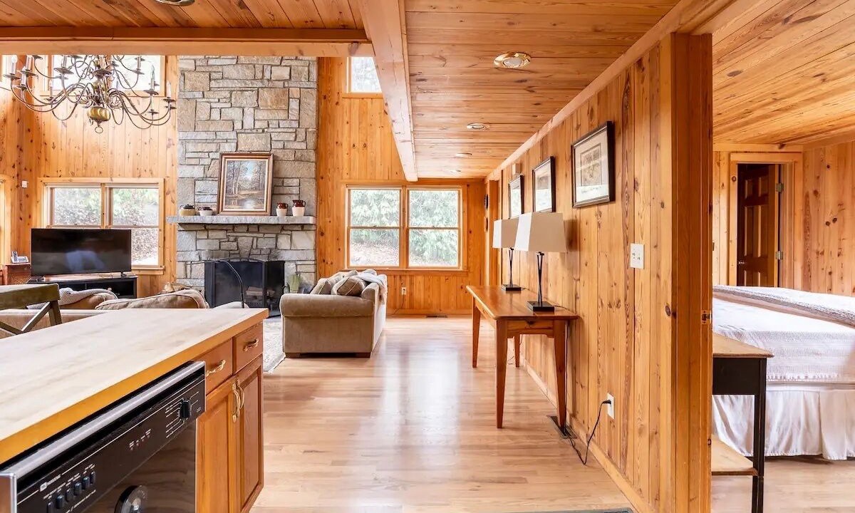 Photo of Bedroom in Highlands Hills