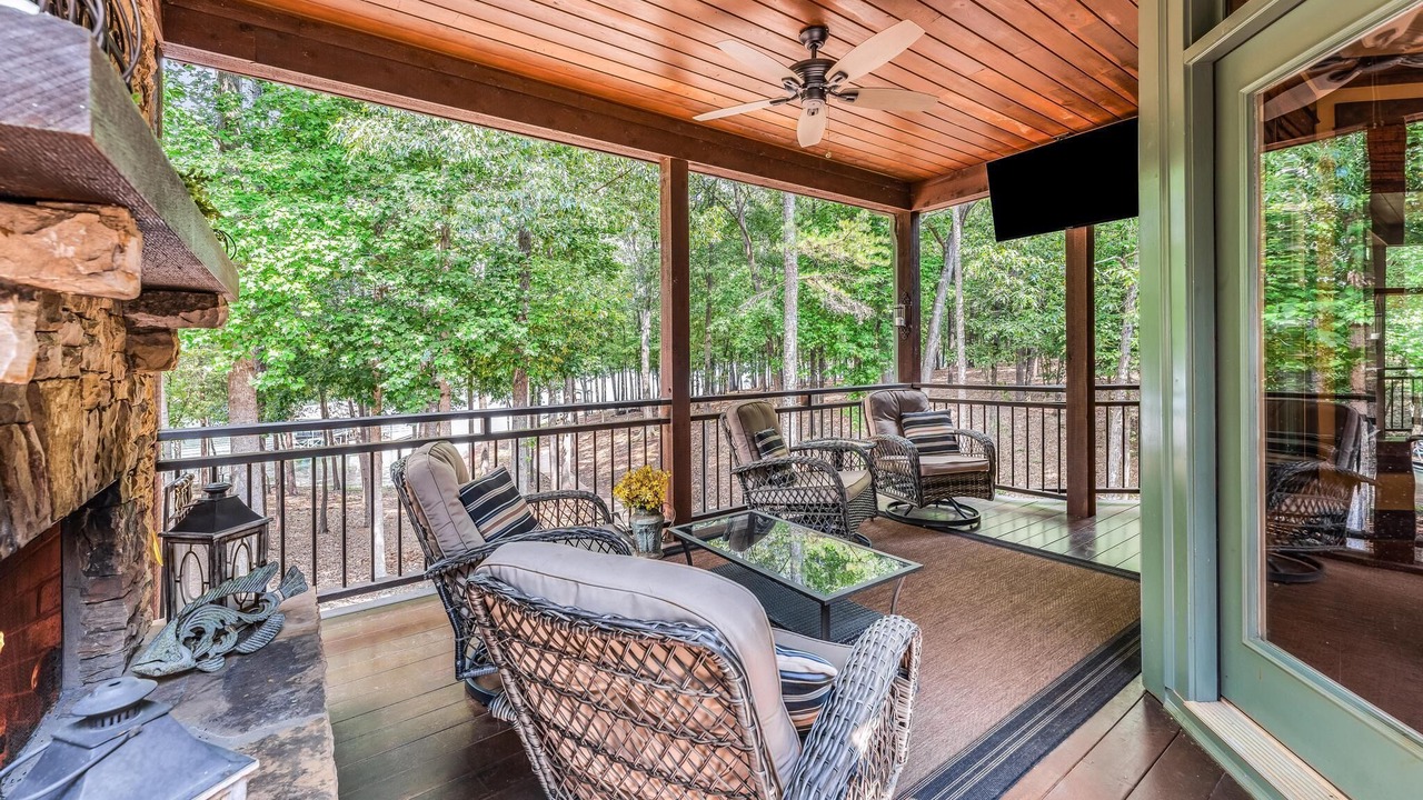 Photo of Patio Balcony in Reed Creek