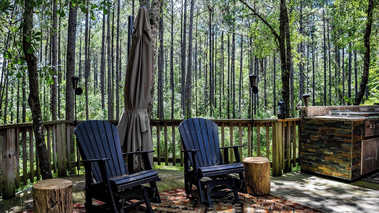 Photo of Patio Balcony in Floyd Dale