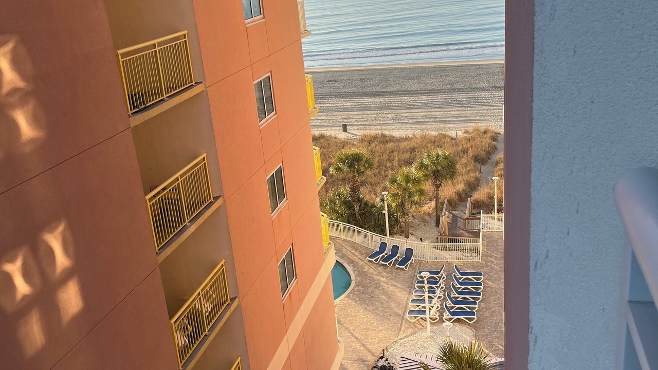 Photo of Patio Balcony in Crescent Beach