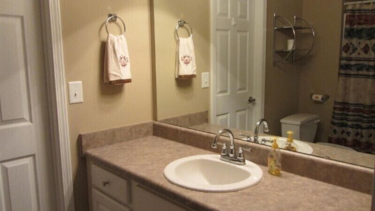 Photo of Bathroom in Seneca