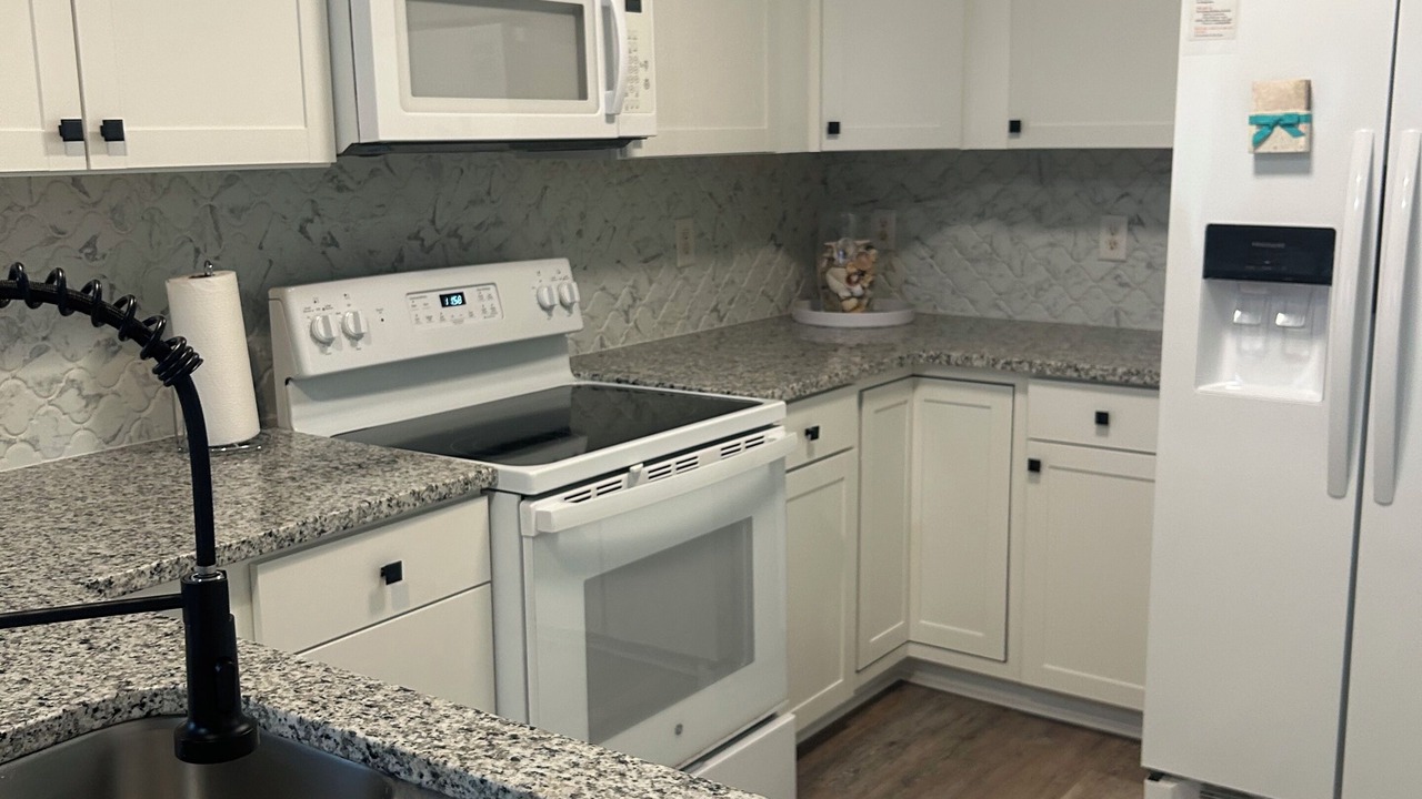 Photo of Kitchen in Surf City