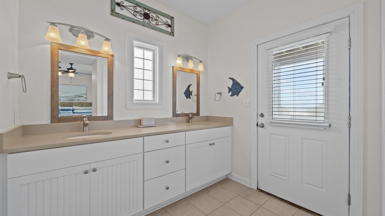 Photo of Bathroom in Nags Head