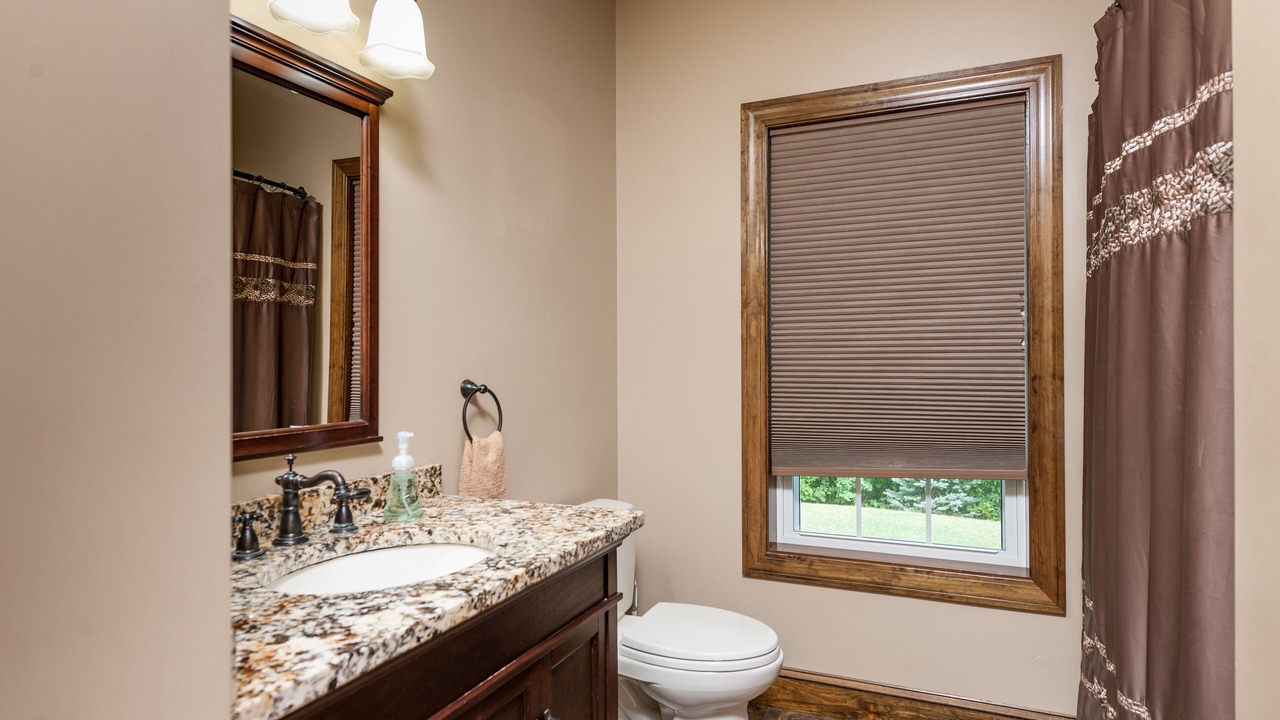 Photo of Bathroom in York Beach