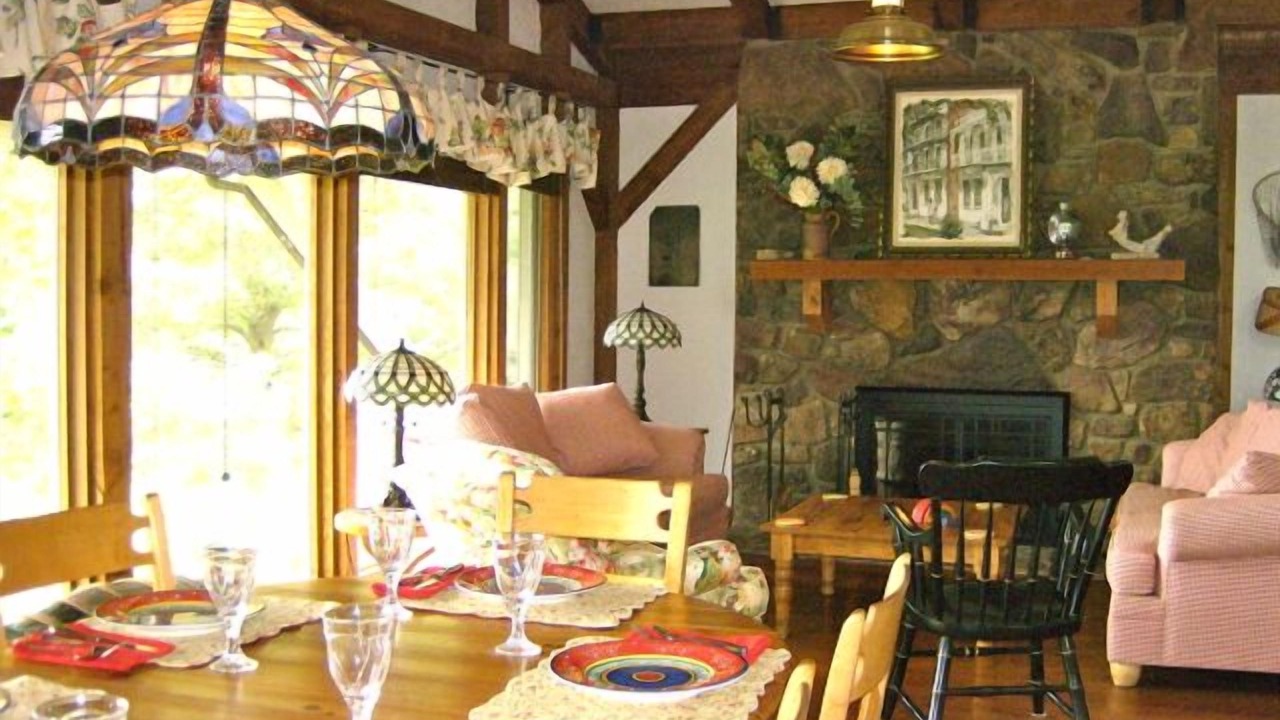 Photo of Livingroom in Newport