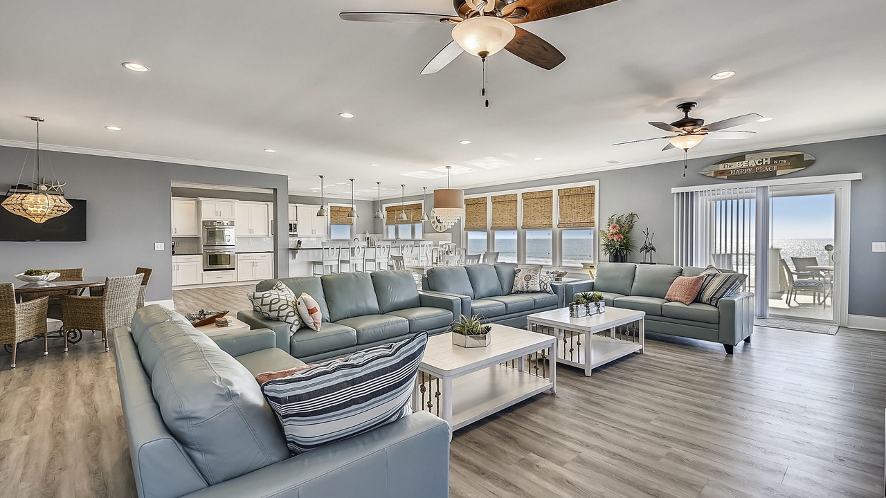 Photo of Livingroom in Long Bay Estates
